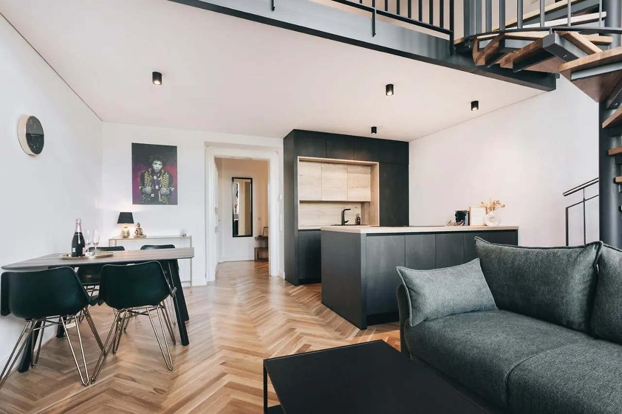 Tip! Modernes 90 Qm City-Apartment Mit Stil & Komfort In Toplage Daire