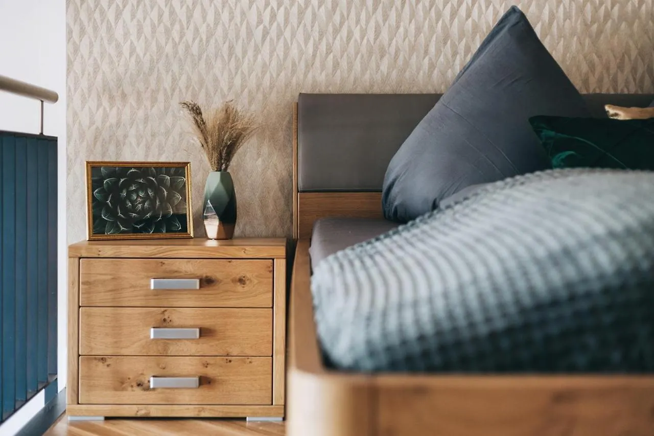 Apartment Tip! Modernes 90 Qm City-Apartment Mit Stil & Komfort In Toplage Germany